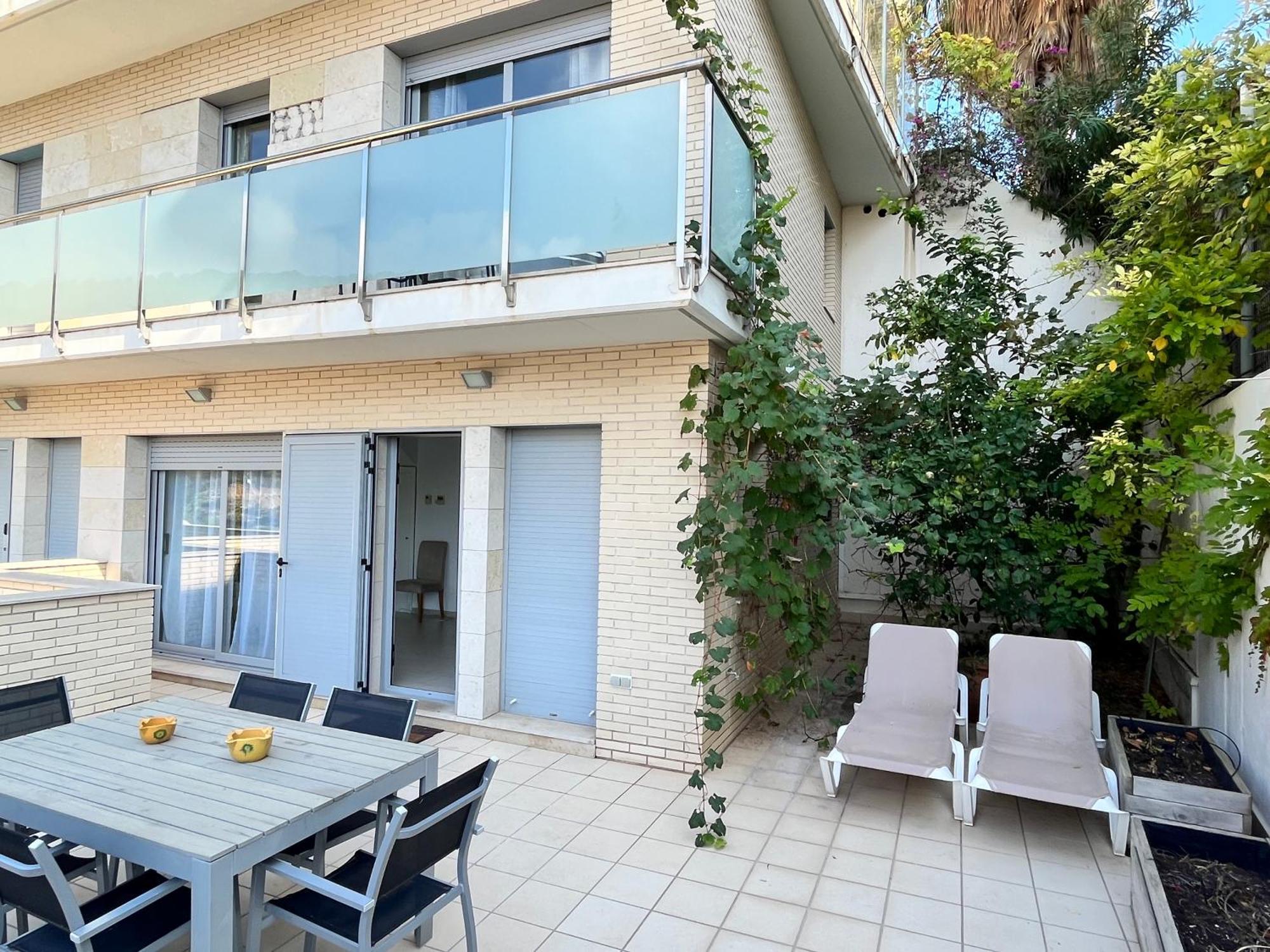 Tranquil Duplex In Sitges, Barcelona,Sea Views, Parking, Terrace公寓 外观 照片
