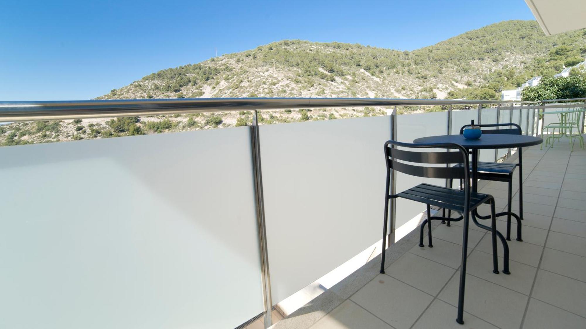 Tranquil Duplex In Sitges, Barcelona,Sea Views, Parking, Terrace公寓 外观 照片